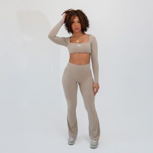 Set – Aura